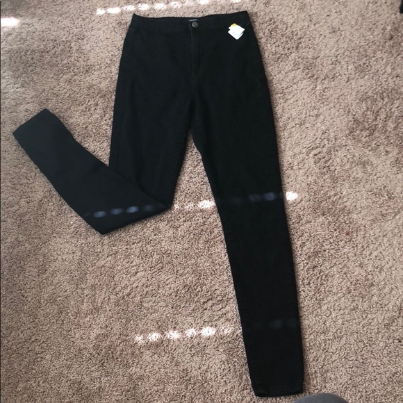 Forever 21 Jeans - Picture 2 of 3